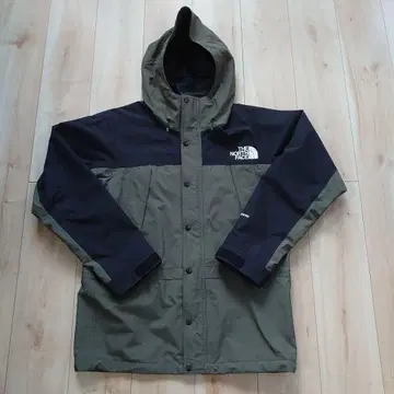 THE NORTH FACE 마운틴 라이트 자켓