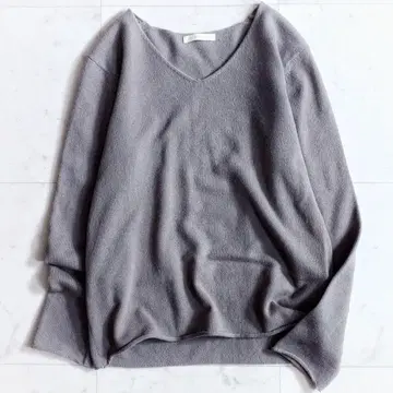 새상품급 갤러리 바이 GALERIE VIE 캐시미어 100% V넥 니트