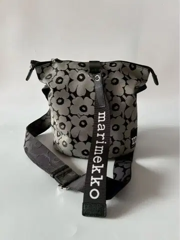 마리메꼬 Carry All Unikko 새상품급