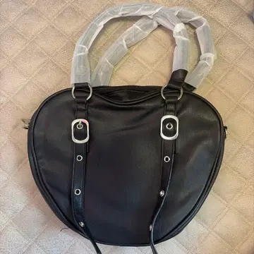 하트 모양 블랙 합성 피혁 백 블랙 핸들 숄더백 가방