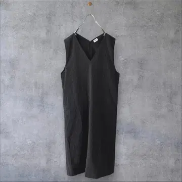 새상품급 어반 리서치 도어스 스트레이트 라인 오버롤 스커트 G