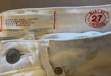 MARC BY MARC JACOBS 도트 자수 화이트 청바지 27