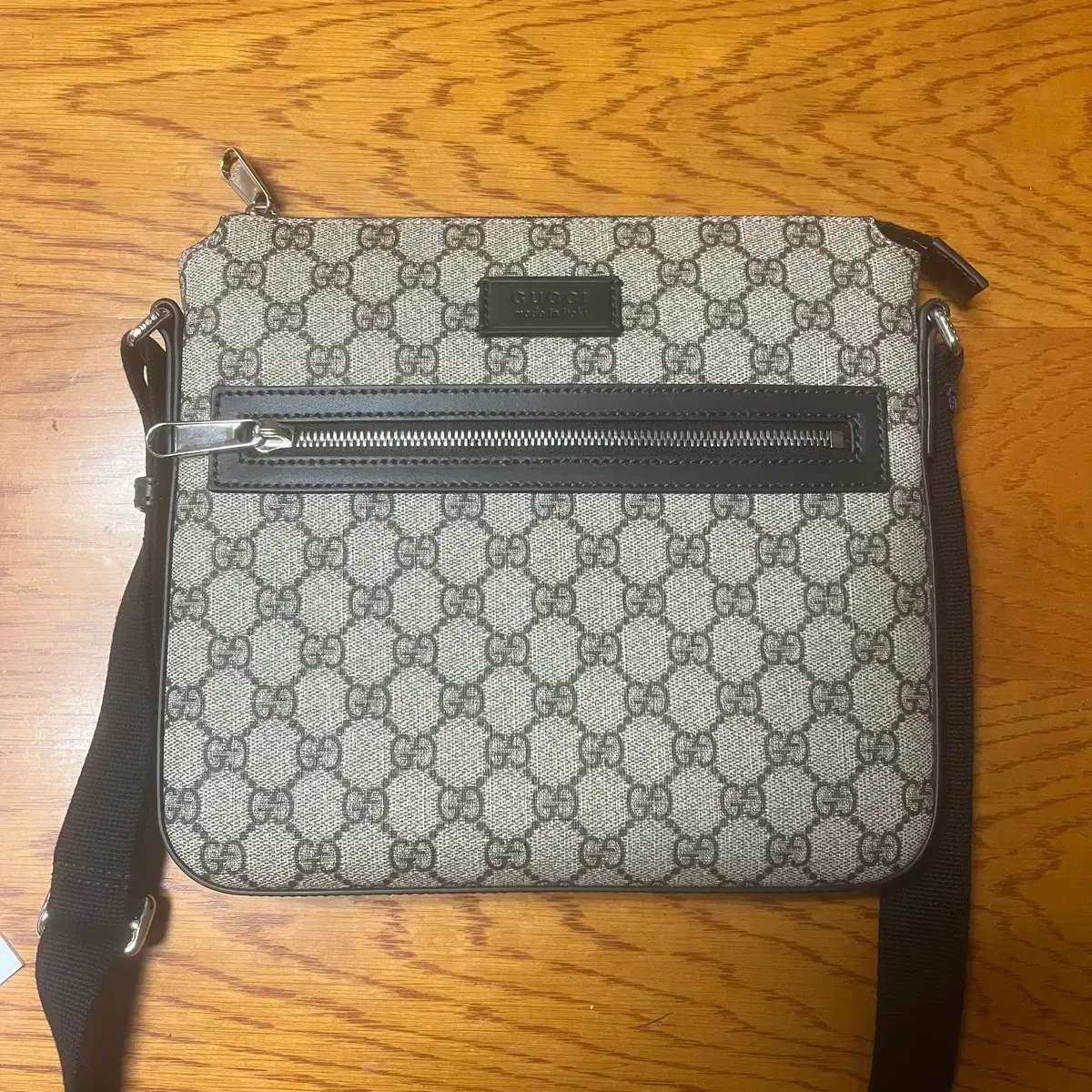 Gucci GG Supreme Appia Canvas Small Messenger Bag