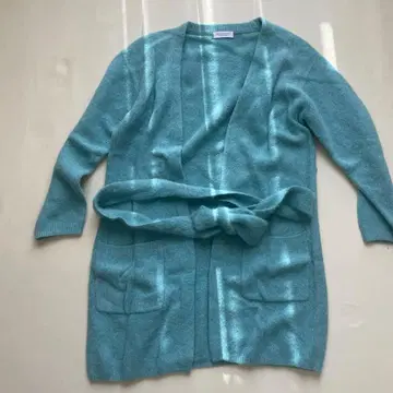 스카이블루 가디건