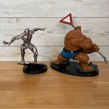 MARVEL ACT/CUT 피규어 2세트