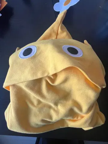 노랑 피크민 후드티 L 사이즈