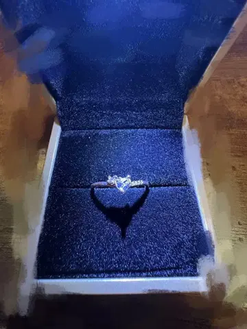 하트 모양 다이아몬드 반지