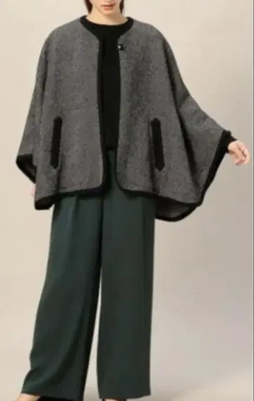 새상품급 BEAUTY&YOUTH UNITED ARROWS 판초 코트