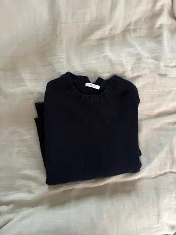 MACPHEE 맥피 tommorow land 캐시미어 혼방 니트