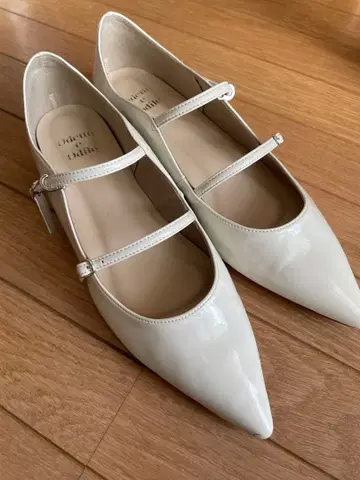 오데트 에 오딜 멜리 제인 펌프스 화이트