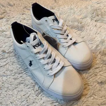 Polo 화이트 스니커즈