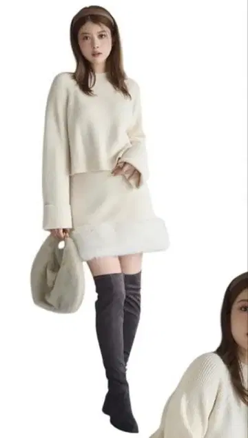 리랜드트루 밑단 퍼 미니 니트 업