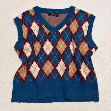 메리디안 아가일 체크 니트 베스트 숏 기장 레트로 프레피