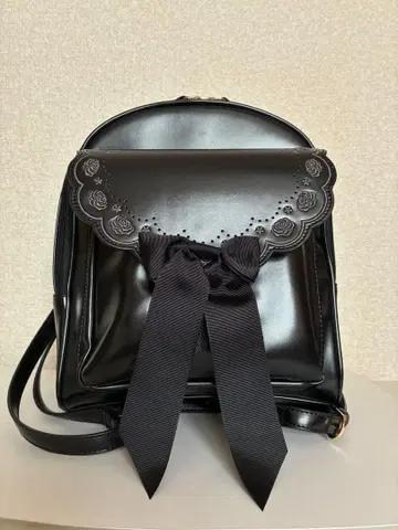 axes femme 리본 포함 블랙 럭색/백팩