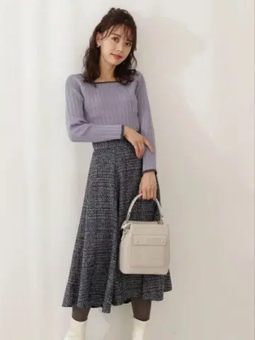 프로포션 트위드 스커트