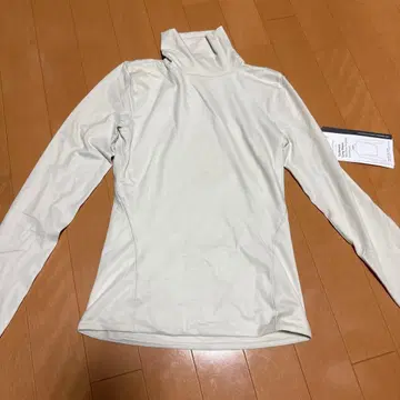 룰루레몬 Nulu 터틀넥