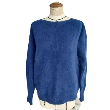 새상품급 soage 소아쥬 폭스 울 실크 보트넥 니트