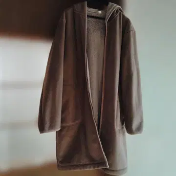 플리스 후드 부착 롱 코트 베이지