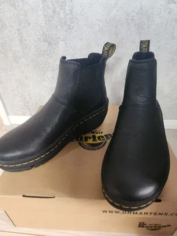 닥터 마틴 사이드 고어 부츠 블랙 UK5