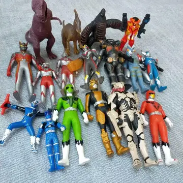 울트라맨 소프트 비닐 피규어 공룡 모음 세트 발탄 성인