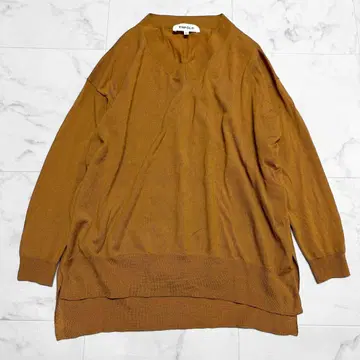 인핸스드 울 V넥 니트 얇은 소재 카멜 하이 게이지 깔끔한