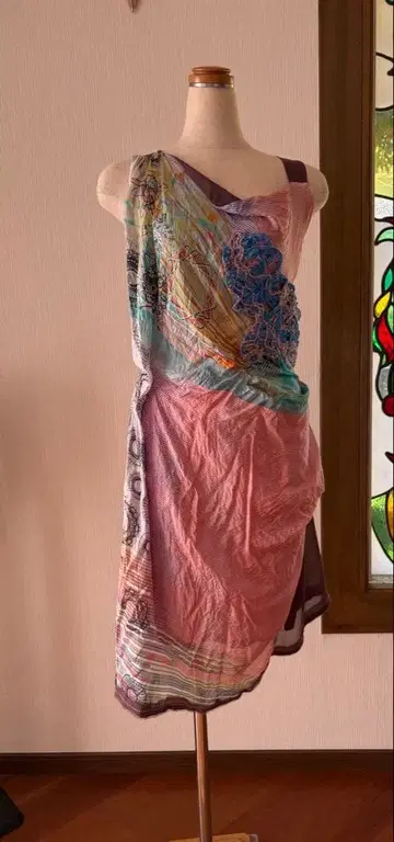 19 세이브 더 퀸 SAVE THE QUEEN 원피스