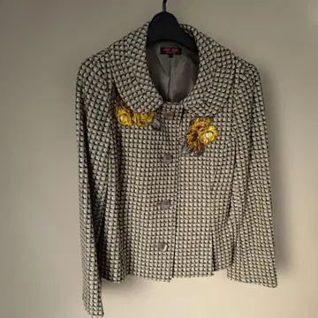 Yuki Torii 꽃 자수 자켓