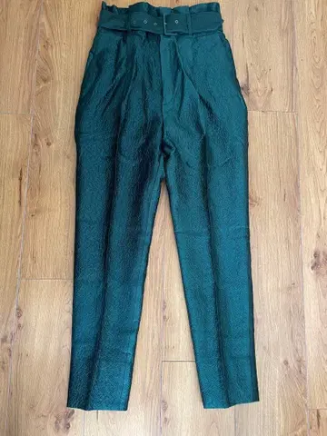 AKIRA NAKA 다크 그린 벨트 포함 팬츠