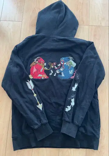 그라니프 후드티 이시쿠로 아야코 레어 인기 구하기 어려움 블랙 L 사이즈