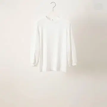 스탠드 칼라 화이트 7부 소매 티셔츠