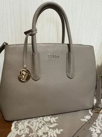FURLA 그레이 숄더백