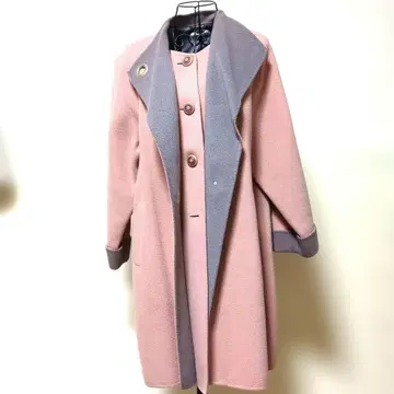 Elegance 핑크와 그레이의 울 코트