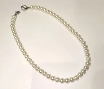 화이트 펄 목걸이