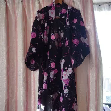 블랙 베이스 핑크 꽃무늬 유카타