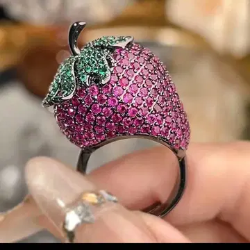 딸기 반지 CZ 다이아몬드