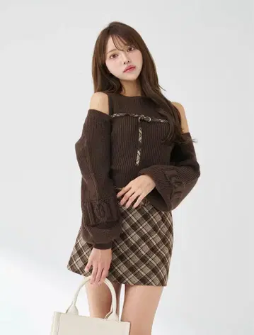 Darich 도킹 미들 허리 니트 미니 원피스 브라운