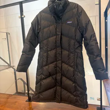 patagonia 블랙 롱 다운 자켓 새상품급