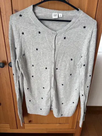 GAP 별 패턴 니트 가디건 M 사이즈