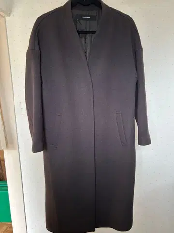 슈퍼 140 비버 V넥 코트 노카라 코트