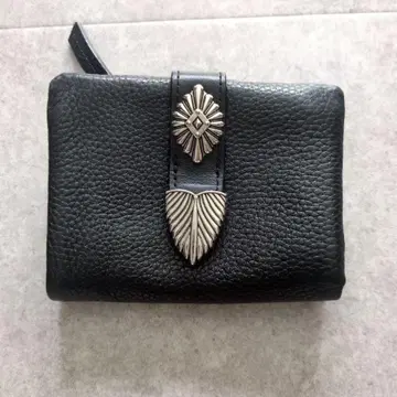 ear 블랙 가죽 접이식 지갑