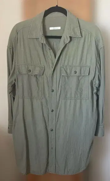 Plage de chameau 밀리터리 셔츠