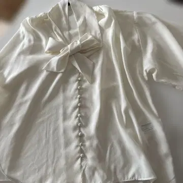 ZARA 자라 아이보리 리본 포함 긴팔 블라우스 XS