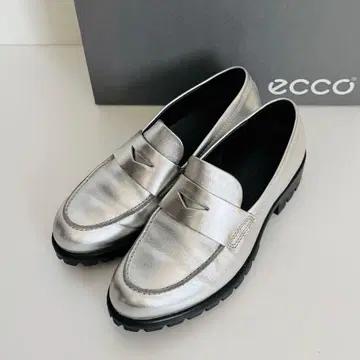 [ 컨디션 최상 ] ECCO 에코 로퍼 모드 트레이 36 실버