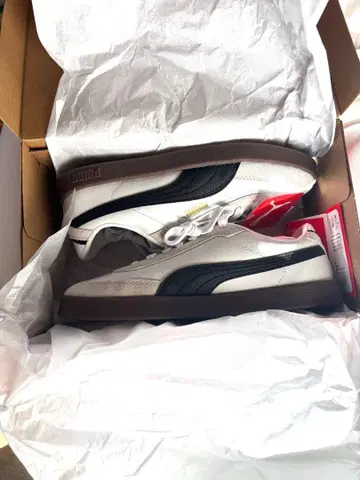 Puma 화이트/블랙 스니커즈