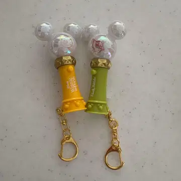 디즈니 스토어 시크릿 응원봉 키체인 닉 & 푸우