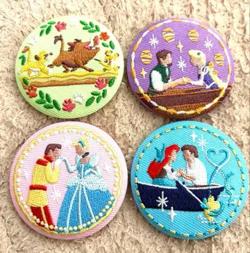 디즈니 자수 캔뱃지 4개 세트