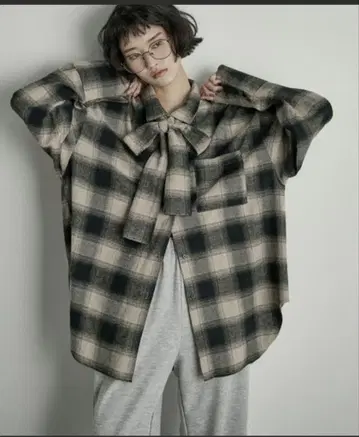 빅 보타이 셔츠