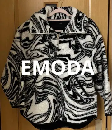 EMODA 하프 지퍼 보아 풀오버