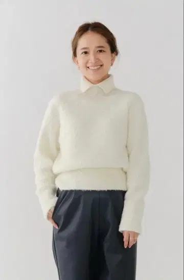 shirocon 글로스 모헤어 터틀 니트