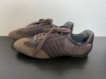 로리즈팜 축구화